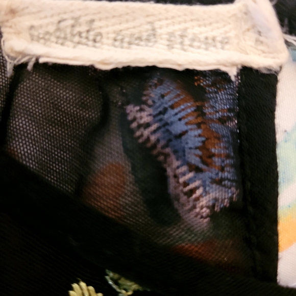 Pebble and Stone Embroidered Women's Shirt / Blouse - Picture 12 of 14